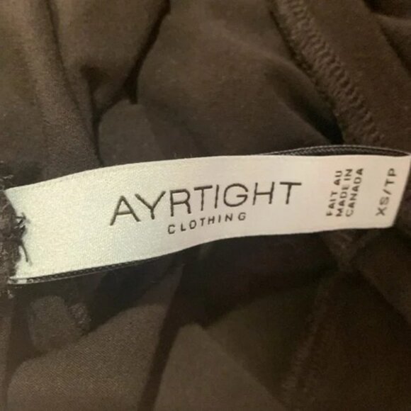 Ayrtight black v-neck oversized tunic size xs - Picture 8 of 9